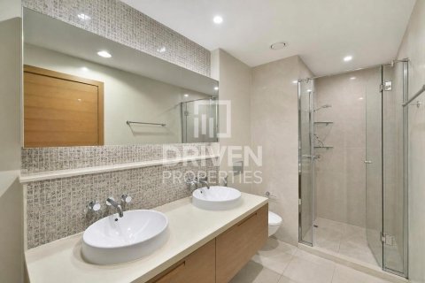 Снять в аренду квартиру в Claren Towers, Даунтаун Дубай (Даунтаун Бурдж Дубай), Дубай: 2 спальни, 116.78м², № 128621 - фото 13