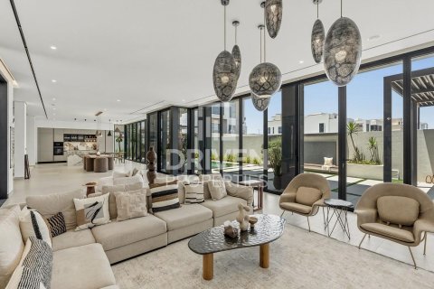 Villa à Nad Al Sheba 1, Nadd Al Sheba, Dubai, 5 chambres, 930.24 m², № 127291 - photo 5