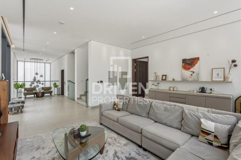 Villa à Nad Al Sheba 1, Nadd Al Sheba, Dubai, 5 chambres, 930.24 m², № 127291 - photo 9