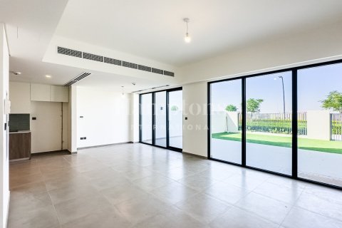 Townhouse in Sweden, The World Islands, Dubai 3 bedrooms, 173.99988676 sq.m. № 63955 - photo 20