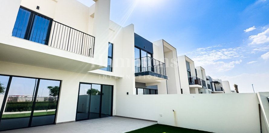 Townhouse in Sweden, The World Islands, Dubai 3 bedrooms, 174 sq.m. № 63955