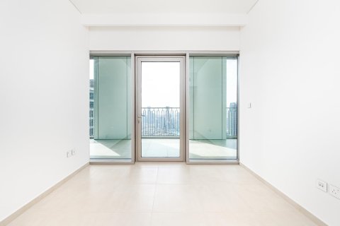 Apartment in Downtown Dubai (Downtown Burj Dubai), Dubai 2 bedrooms, 100.27 sq.m. № 138966 - photo 4
