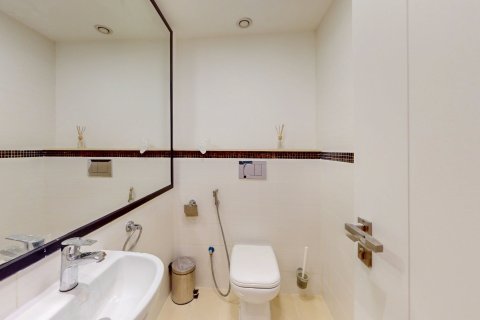 Apartment in Dubai Marina, Dubai 3 bedrooms, 148.33 sq.m. № 138970 - photo 13