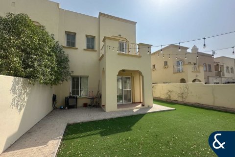 Villa à Springs 14, The Springs, Dubai, 2 chambres, 157 m², № 76217 - photo 1