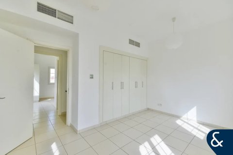 Villa à Springs 14, The Springs, Dubai, 2 chambres, 157 m², № 76217 - photo 8