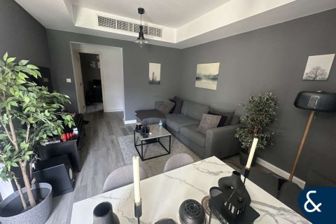 Villa à Springs 15, The Springs, Dubai, 2 chambres, 157 m², № 76219 - photo 2