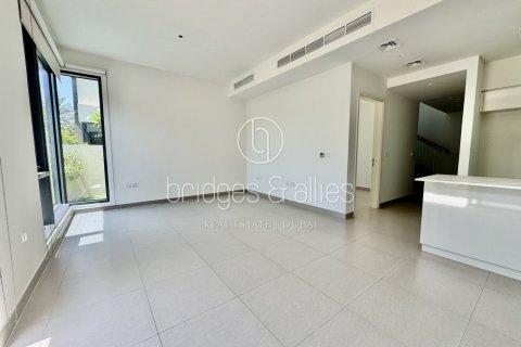 Villa in Dubai Hills Estate, Dubai 4 bedrooms, 228.7 sq.m. № 47292 - photo 5
