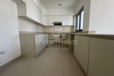 Снять в аренду виллу в Дубай Хилс Эстейт, Дубай: 4 спальни, 232.3м², № 47285 - фото 6