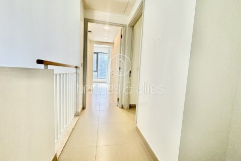 Снять в аренду виллу в Дубай Хилс Эстейт, Дубай: 4 спальни, 223.5м², № 47293 - фото 20