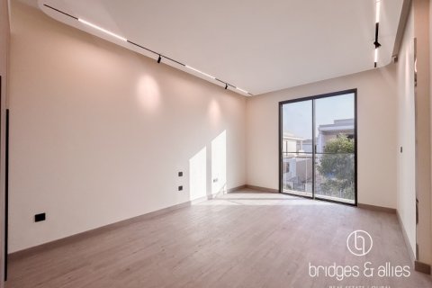 Villa en Dubai, 4 dormitorios, 377.4 m², № 47291 - foto 17