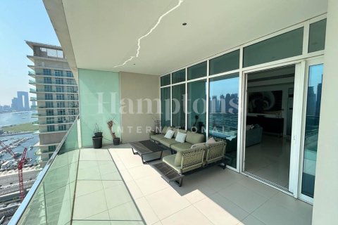 Снять в аренду квартиру в Dubai Harbour, Дубай: 3 спальни, 194.77950077м², № 64475 - фото 12
