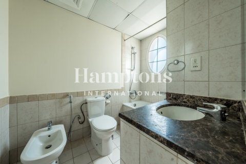 Снять в аренду таунхаус в Springs 6, The Springs, Дубай: 2 спальни, 171.22022900м², № 64473 - фото 3