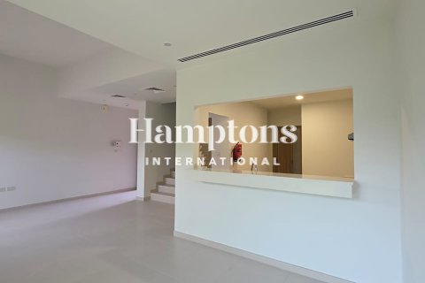 Villa à Dubai Land, Dubai, 3 chambres, 167.97977236 m², № 64476 - photo 1