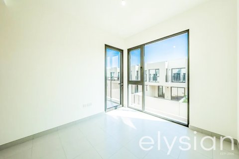 Adosado en EMAAR South, Dubai South (Dubai World Central), Dubai, 3 dormitorios, 132 m², № 38131 - foto 5
