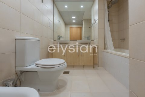 Apartamento en Shoreline Apartments, Palm Jumeirah, Dubai, 2 dormitorios, 144 m², № 38133 - foto 3