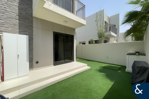 Villa in DAMAC Hills (Akoya by DAMAC), Dubai 3 bedrooms, 166 sq.m. № 74909 - photo 2