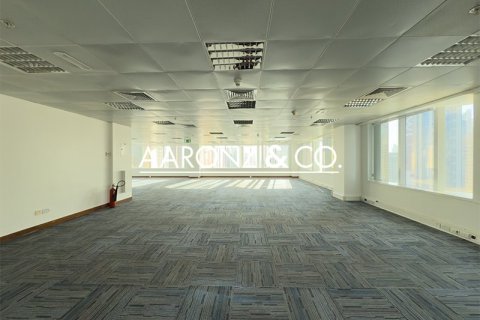 Office in Sheikh Zayed Road, Dubai 186.1 sq.m. № 78277 - photo 2