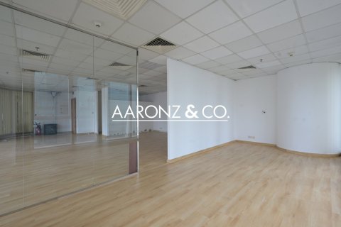 Bureau à Business Bay, Dubai, 101.9 m², № 78266 - photo 1