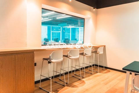 Снять в аренду офис в Джумейра Лейк Тауэрс, Дубай: 463м², № 78265 - фото 18