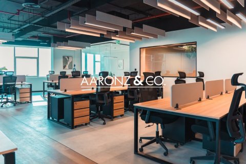 Снять в аренду офис в Джумейра Лейк Тауэрс, Дубай: 463м², № 78265 - фото 11