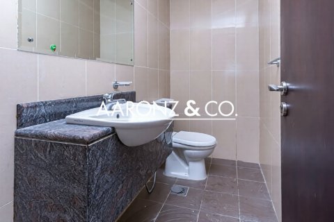 Apartamento en Jumeirah Lake Towers, Dubai, 2 dormitorios, 165 m², № 78263 - foto 14