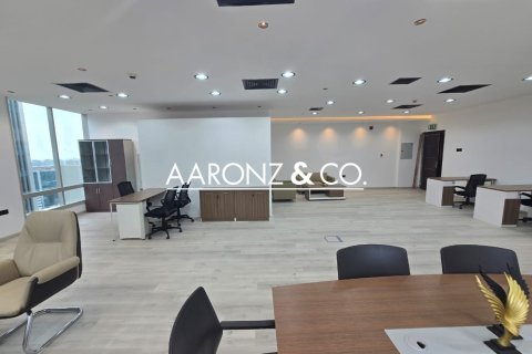 Bureau à Business Bay, Dubai, 107.5 m², № 78267 - photo 1