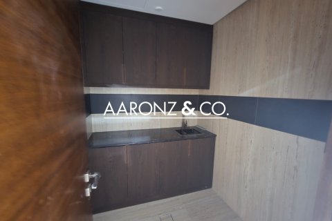 Bureau à Business Bay, Dubai, 107.5 m², № 78267 - photo 15