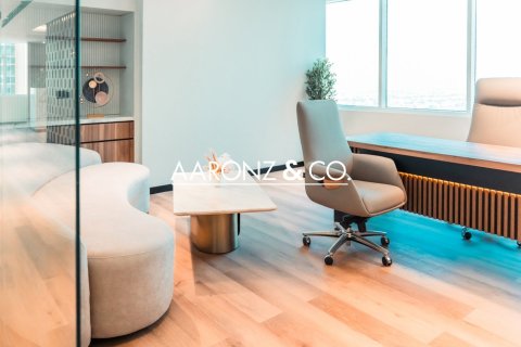 Oficina en Jumeirah Lake Towers, Dubai, 368.5 m², № 78264 - foto 10