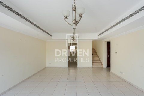 Townhouse in Springs 4, The Springs, Dubai 3 bedrooms, 212.47 sq.m. № 128541 - photo 6