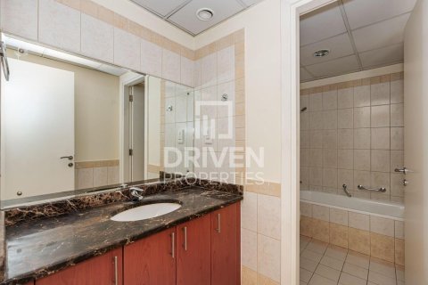 Townhouse in Springs 4, The Springs, Dubai 3 bedrooms, 212.47 sq.m. № 128541 - photo 25