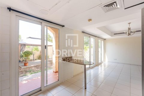 Townhouse in Springs 4, The Springs, Dubai 3 bedrooms, 212.47 sq.m. № 128541 - photo 7