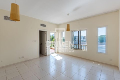 Townhouse in Springs 4, The Springs, Dubai 3 bedrooms, 212.47 sq.m. № 128541 - photo 10