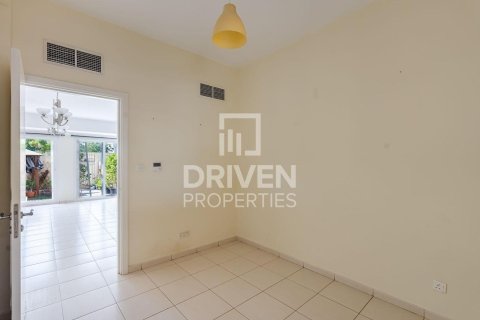 Townhouse in Springs 4, The Springs, Dubai 3 bedrooms, 212.47 sq.m. № 128541 - photo 8