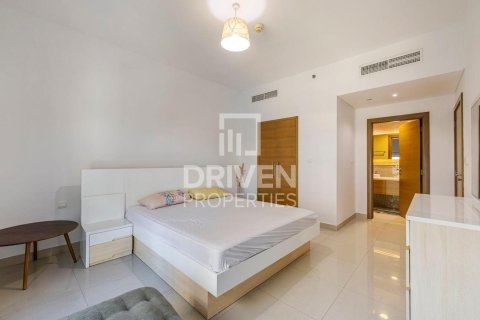 Apartment in Claren Towers, Downtown Dubai (Downtown Burj Dubai), Dubai 2 bedrooms, 114.46 sq.m. № 128540 - photo 5