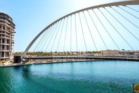 Appartement à Al Wasl, Dubai, 2 chambres, 124.68 m², № 128531
