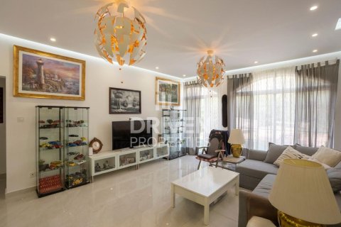 Apartamento en Dubai Land, Dubai, 2 dormitorios, 160.63 m², № 128532 - foto 6