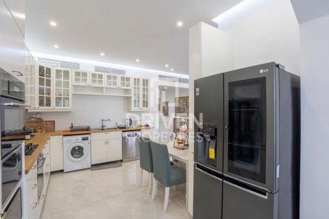 Apartamento en Dubai Land, Dubai, 2 dormitorios, 160.63 m², № 128532 - foto 5