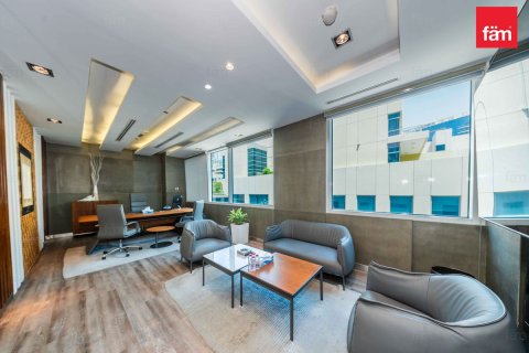 Bureau à Business Bay, Dubai, 176.1 m², № 123162
