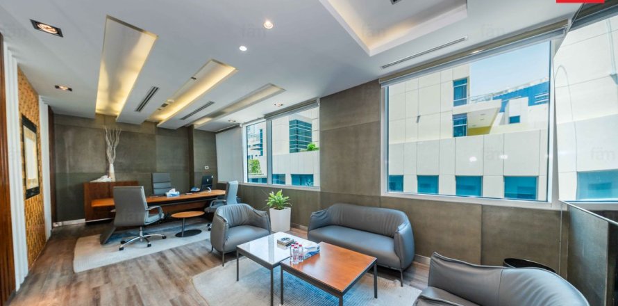 Bureau à Business Bay, Dubai, 176.1 m², № 123162