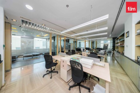 Bureau à Business Bay, Dubai, 176.1 m², № 123162 - photo 4