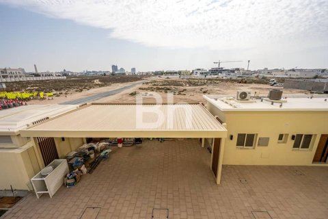 Villa à Nadd Al Sheba, Dubai, 5 chambres, 1253 m², № 21062 - photo 23