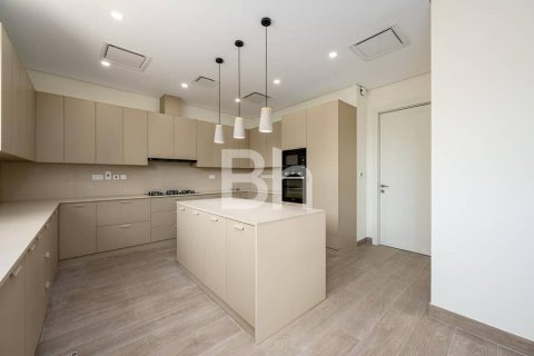 Villa à Nadd Al Sheba, Dubai, 5 chambres, 1253 m², № 21062 - photo 3