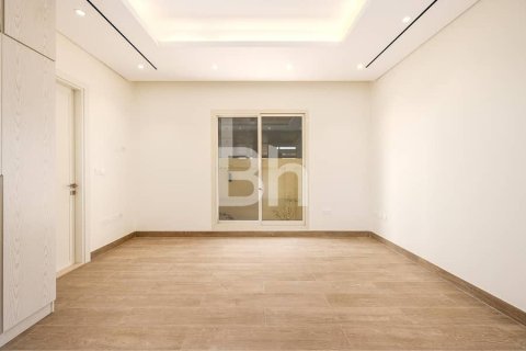 Villa à Nadd Al Sheba, Dubai, 5 chambres, 1253 m², № 21062 - photo 11
