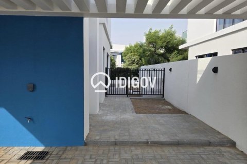 Villa à Damac Lagoons, Dubai, 6 chambres, 439.15 m², № 124641 - photo 4