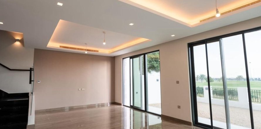 Maison de ville à Dubai, 4 chambres, 151.2 m², № 141328