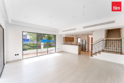 Adosado en Dubai, 5 dormitorios, 258 m², № 141327