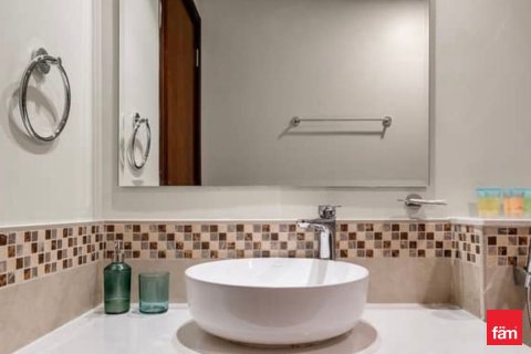 Apartment in Business Bay, Dubai 2 bedrooms, 83.5 sq.m. № 72308 - photo 22