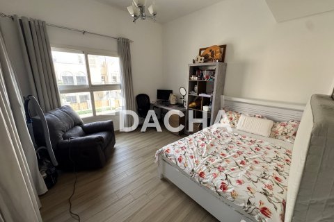 Townhouse in Jumeirah Village Triangle, Dubai 3 bedrooms, 224 sq.m. № 105012 - photo 10