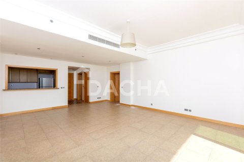 Apartamento en Shoreline Apartments, Palm Jumeirah, Dubai, 1 dormitorio, 106 m², № 105015 - foto 2