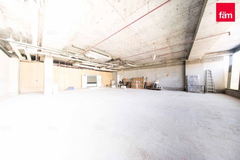 Shop in Bur Dubai, Dubai 221.2 sq.m. № 53116 - photo 2